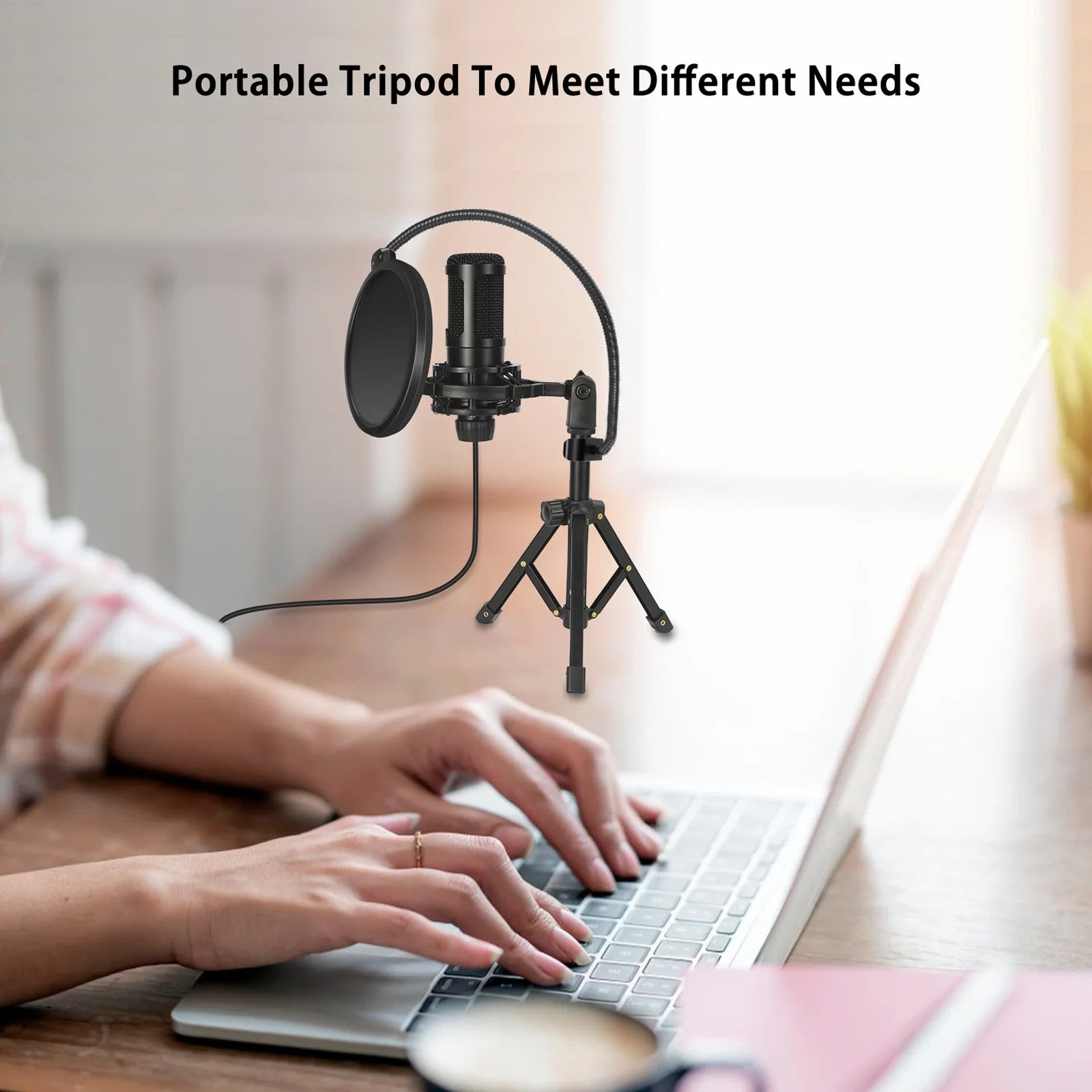 USB Condenser Microphone with Boom Arm - Detail view